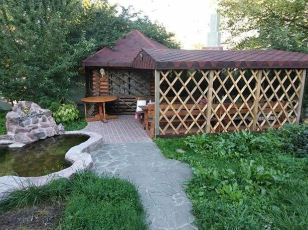 Куренiвський Двiр Киев Экстерьер фото